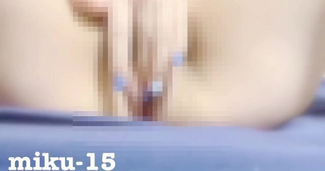 焦らしながらクリトリスオナニー