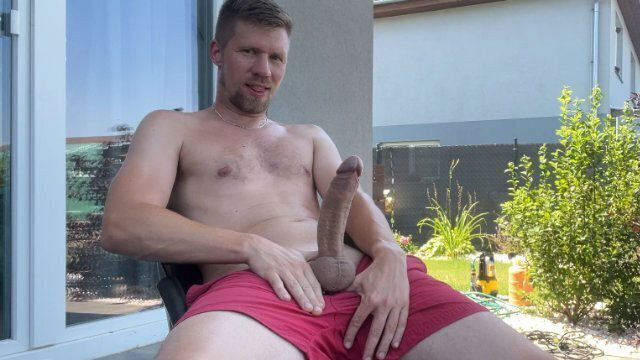 came pool dickwas hard, almost caught twice neighbour 🍆💦💦💦