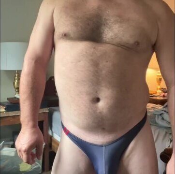 Solo Bear gets naked
