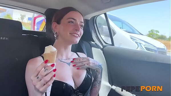 You'_re reading right, MALAFALDA BACK needs rough pounding!