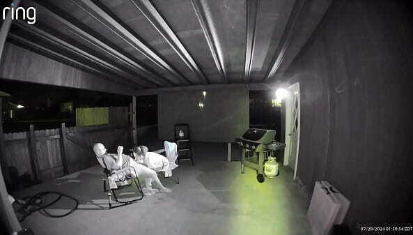 shadow blowjob on the wall