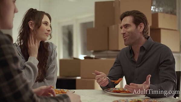 Couple Meet Cunning Cougar Cunt AdultTiming