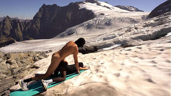 Outdoor Pegging Fucking real Glacier
