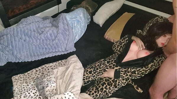 Shhh! Don'_t Wake Your Doll Friend (4K-UHD)