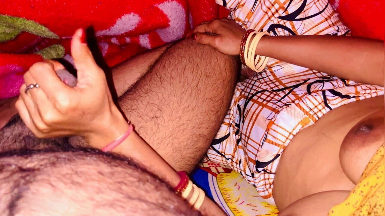 Desi wife cuckolds husband steamy affair