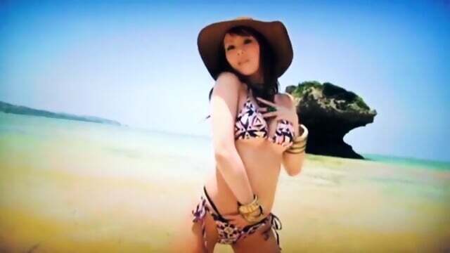 Seducing gals summer beach