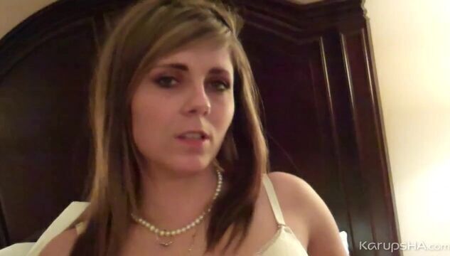  Beautiful solo masturbation with a gorgeous angel Molly Luna 