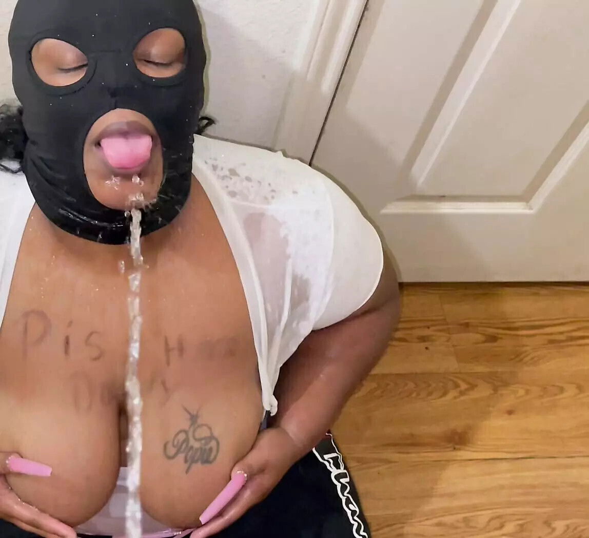 Ebony Piss Slut Gets Pissed
