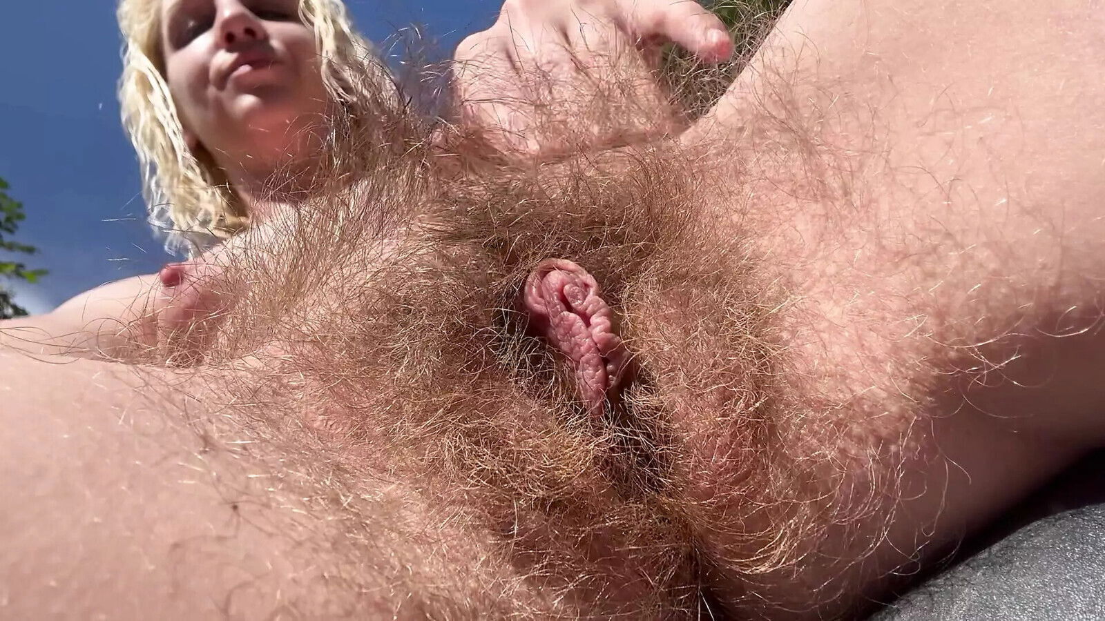 natural hairy pussy amateur girl outdoor pussy show
