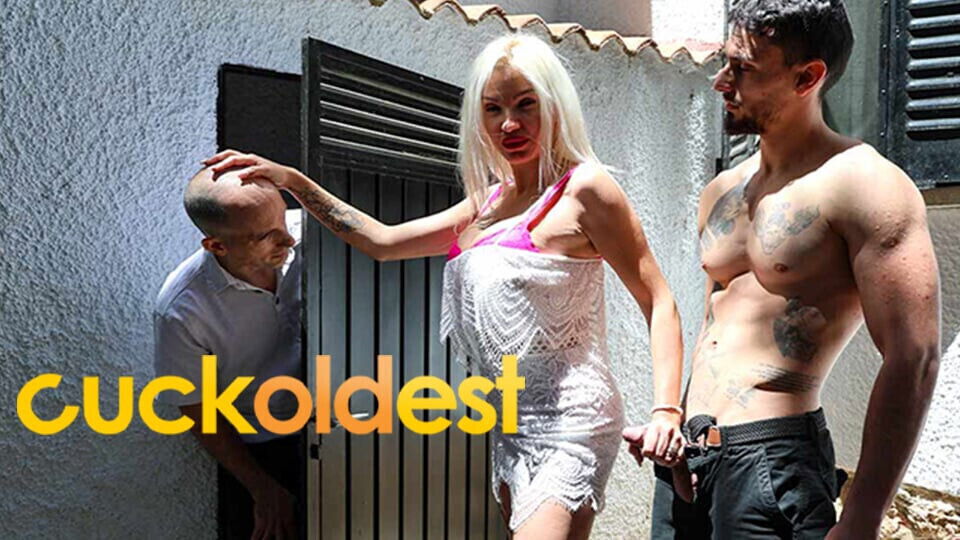 locked Husband Fuck! Cuckoldest