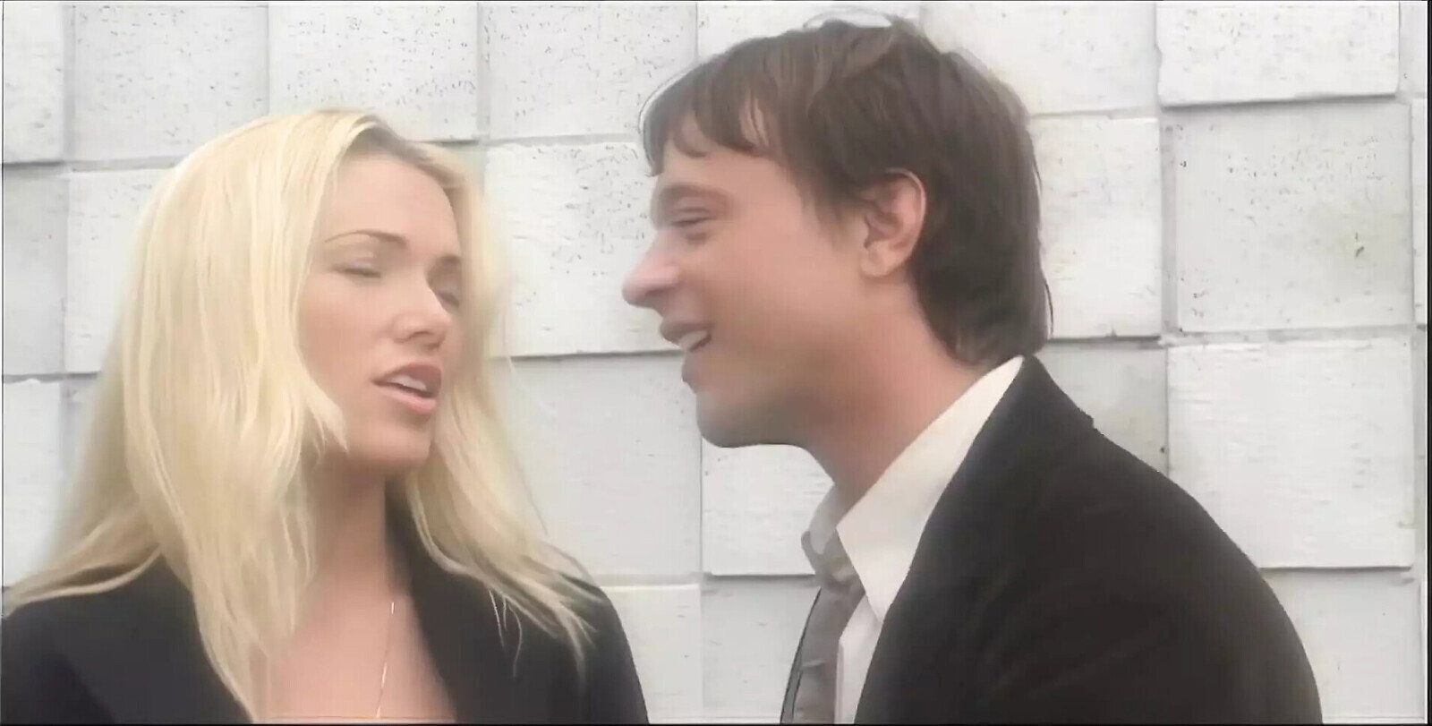 Aurora Snow Uses Every Hole Tight Porno Body Railing Fuck