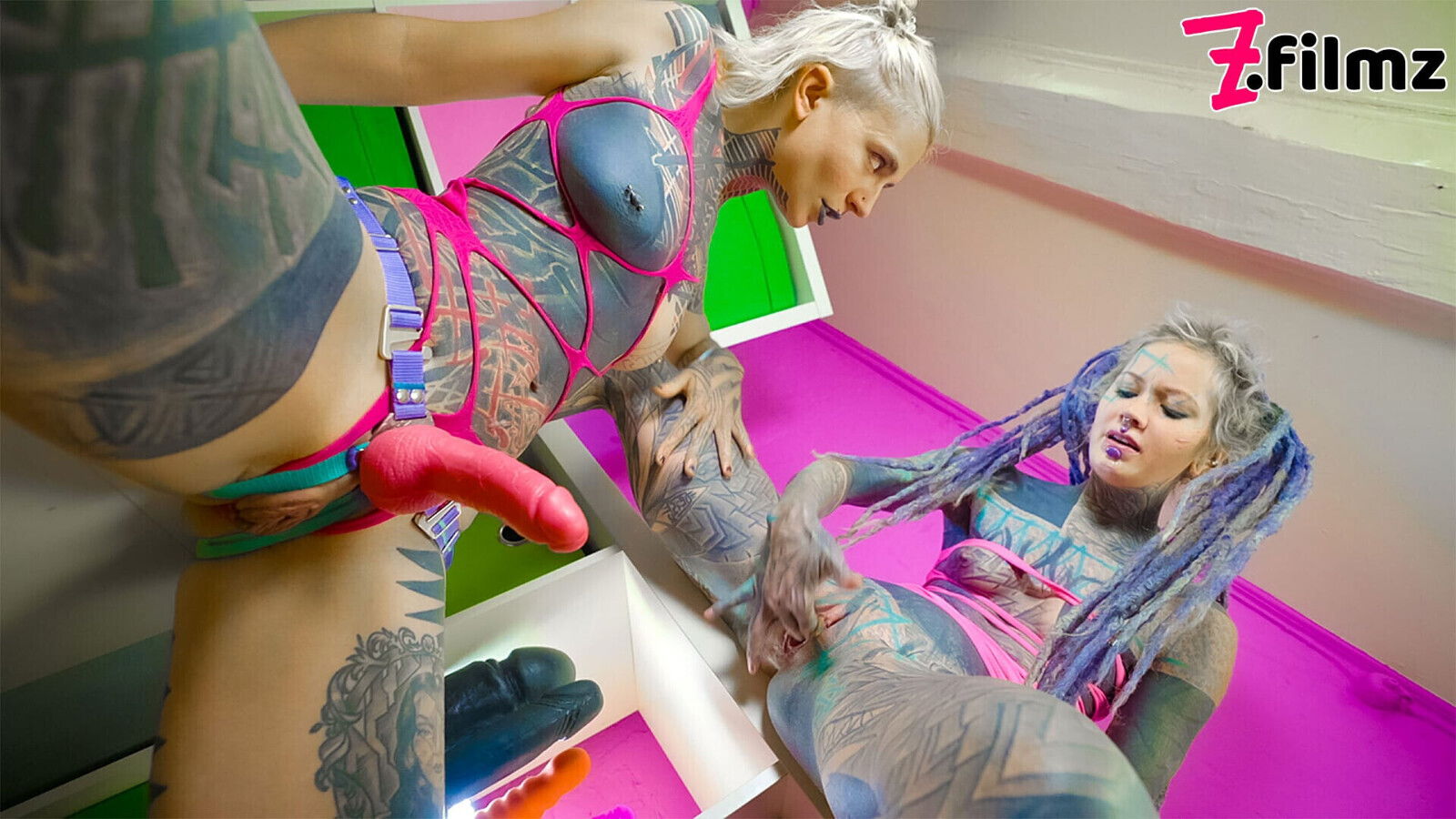 Serpienta strapon until Anuskatzz squirts