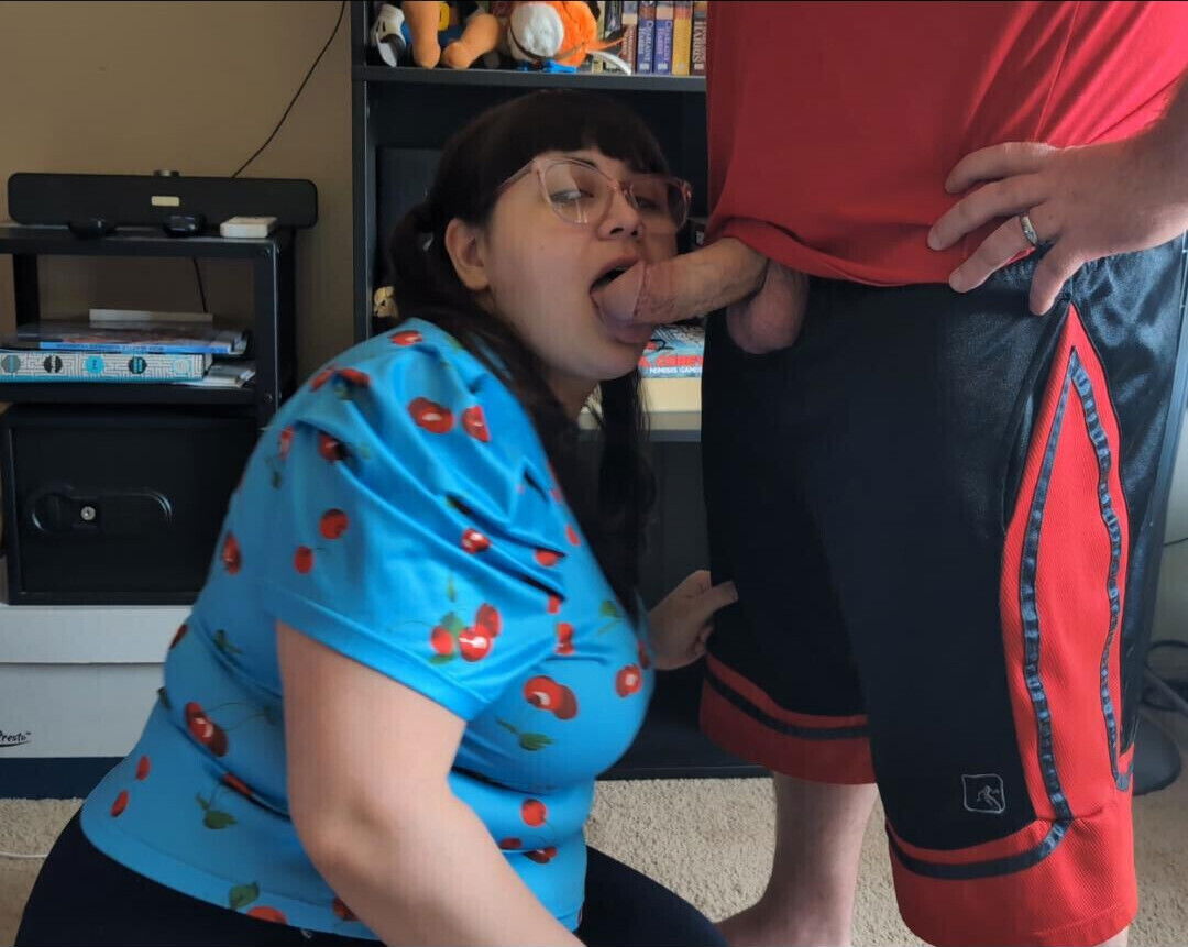 Sadie Sucks Stepfather's