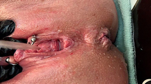 Pierced Clit Hard Rubbing Latex Gloves Hard Stream