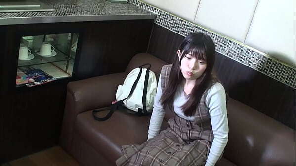 元大手企業・受付嬢（26歳）潮吹き＆ハメ動画