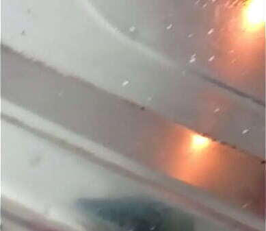 Amigo Botando Fogo Mulher