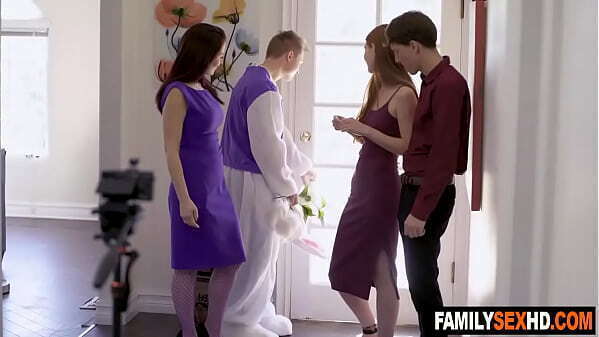 Stepbro tricks stepsis stepmom into fucked family