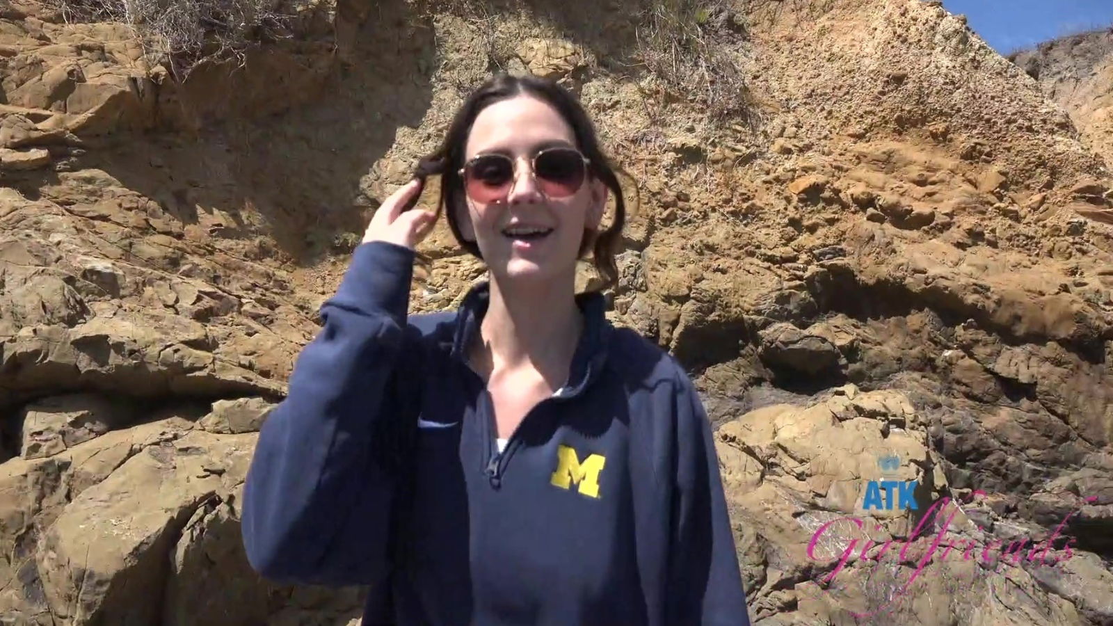 Exploring Beach This Date With Blowjob, Fucking Deep Public With Serena Hill