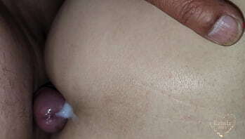 Nứng Qu&aacute_, Đ&egrave_ Chị Ra Chịch