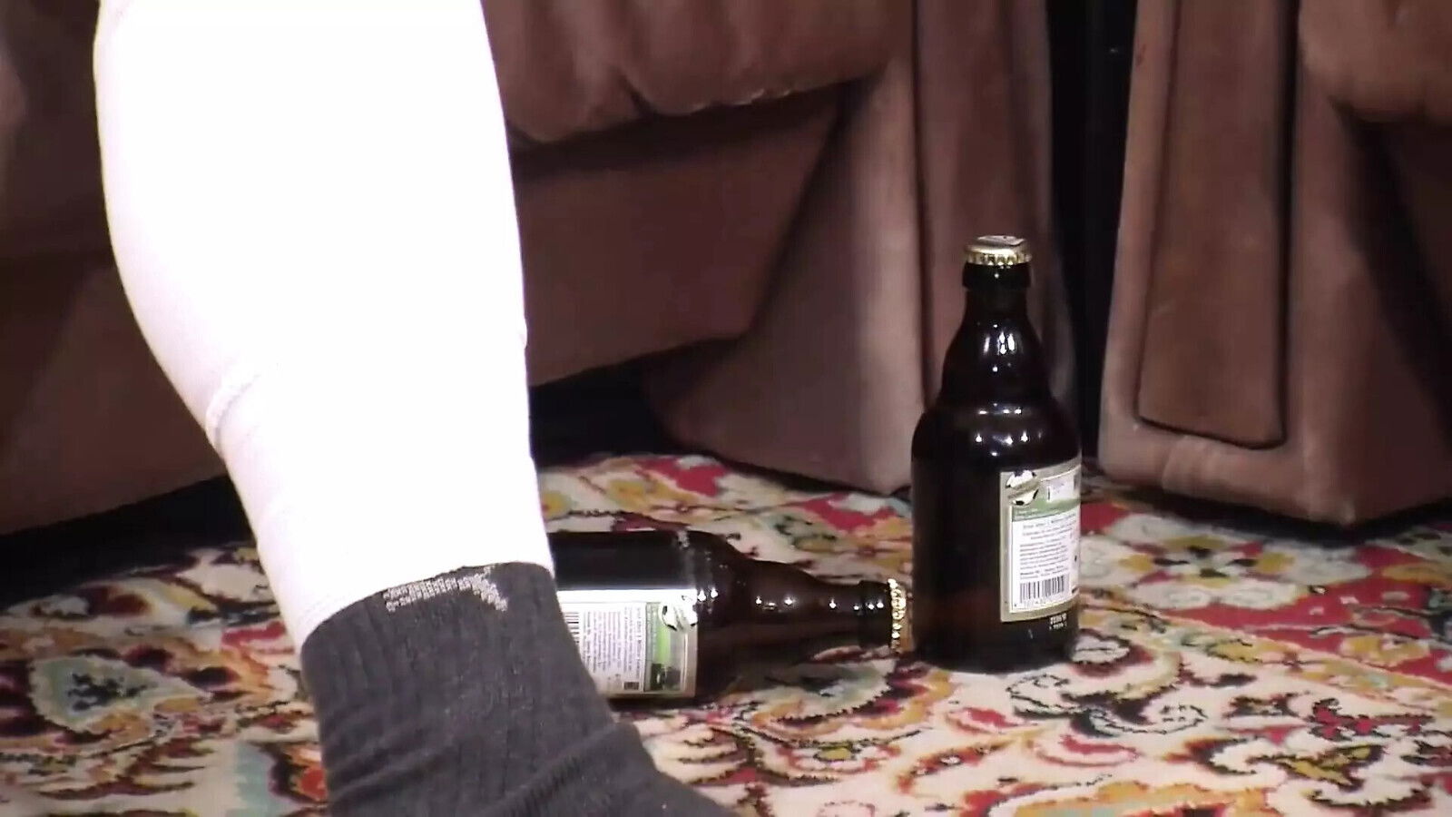 Nice blonde amateur helping need