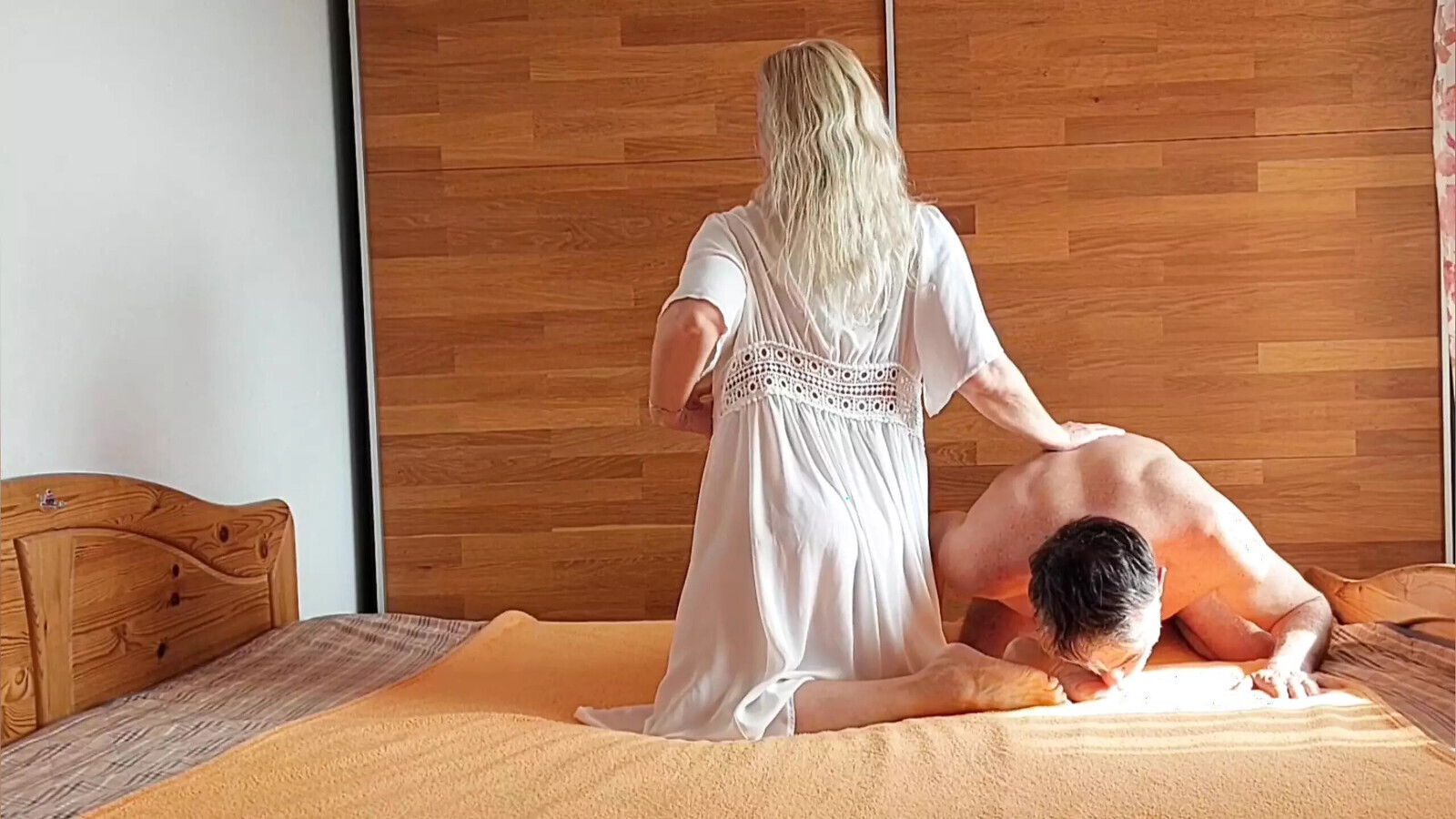 Selena's games white