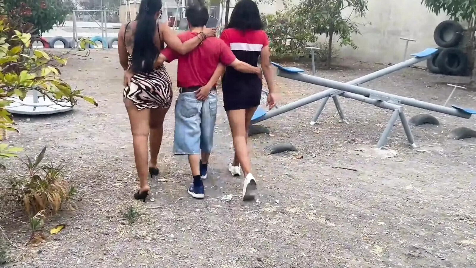 Homemade kinky stepmother, stepdaughter stepfather. (THREESOME)