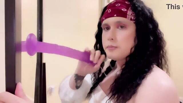 sloppy deepthroat dildo