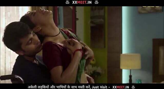 HINDI Indian Bhabhi Boobs Saree