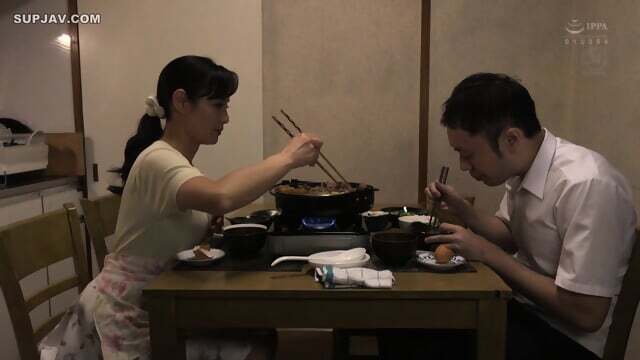 Mother's Soft Skin Drowning Lust ~Rieko Hiraoka