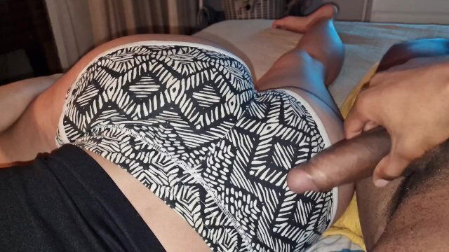 HERMANASTRO ENSEÑA COMO FOLLAR COCHARITA HACER RUIDO PARA PADRES ESCUCHEN