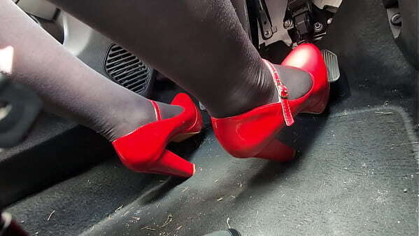 Pedal Pumping Heels Office