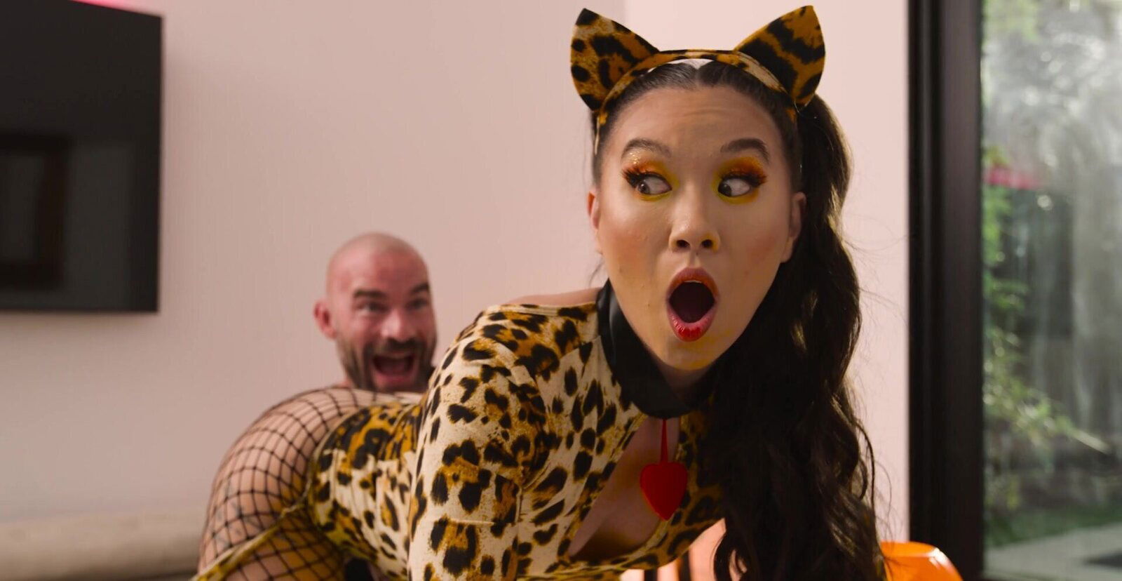 Sensual Asian cutie plays dirty when comes pushing dick