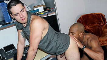 Straight Shoplifter Getting Fucked by The Gay Mall Cop - Menperps