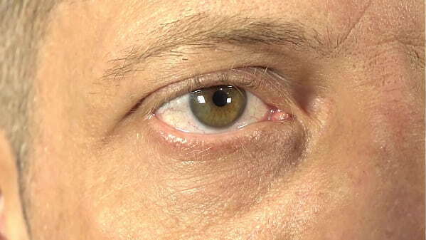 esperava esposa sair, espirar sobrinha-posti&ccedil_a peladinha banho