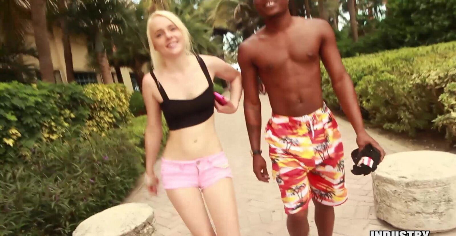 Blonde Summers enjoys while sucking black
