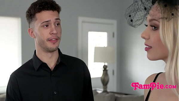 Fucking StepSis Last Rite Ceremony Outfit