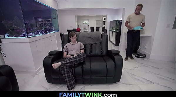 FamilyTwink.com Little Rammed House Matthew Figata, Julian Waits