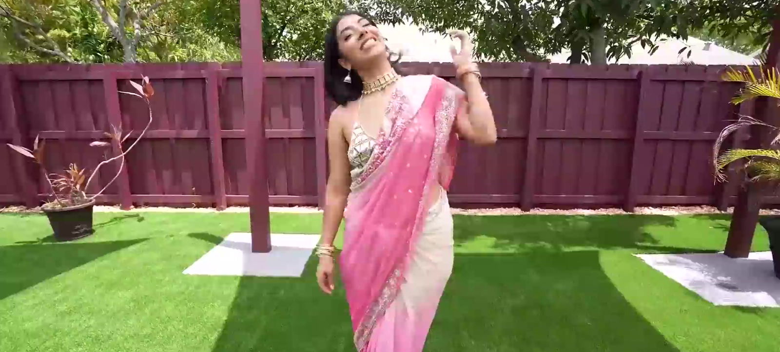 indian seductress Jasmine Sherni gets giant Rocket Powers