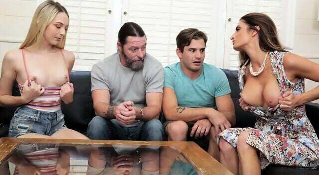 Larimar, Silvia Saige Family Board Game