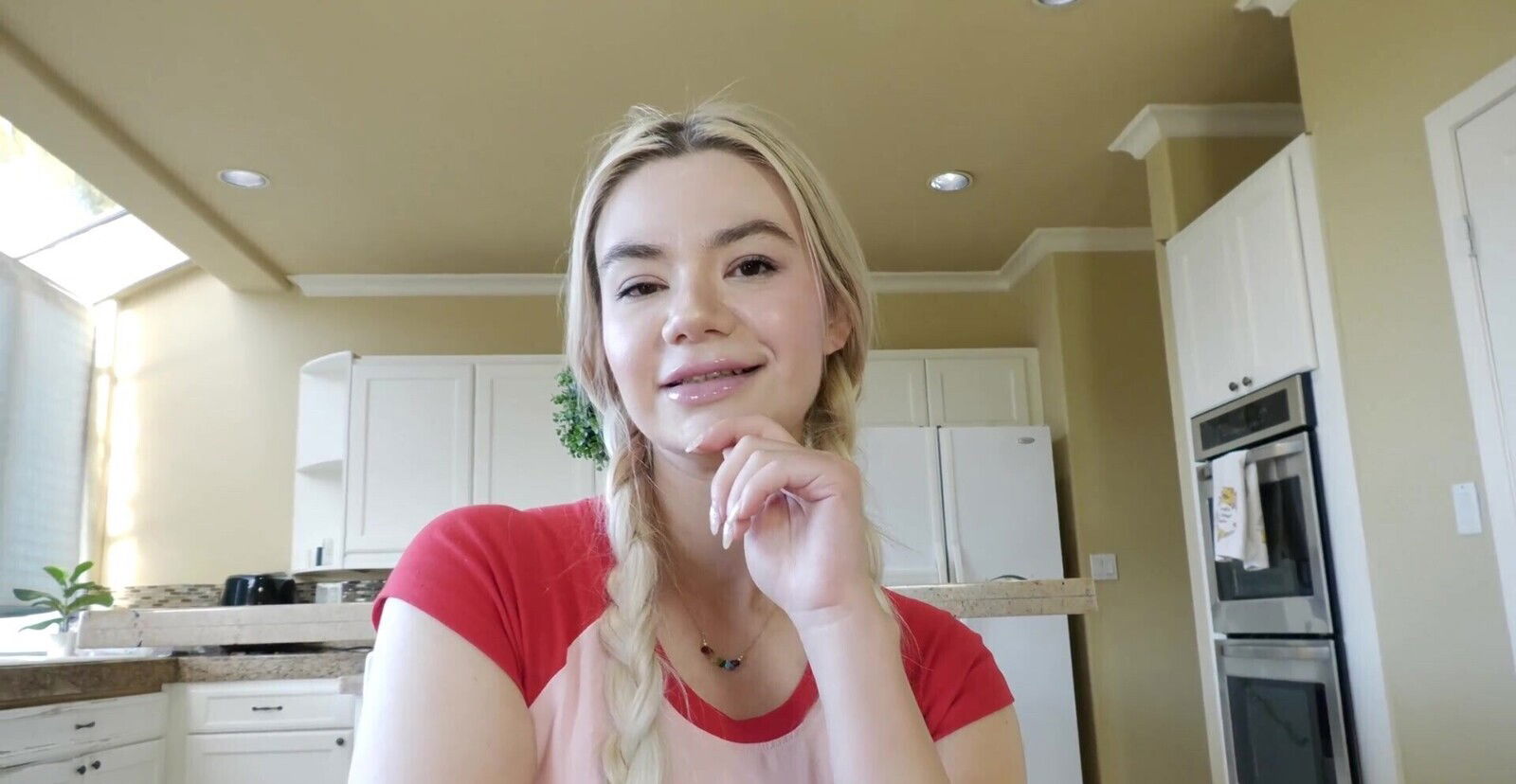 Blonde cutie Angelica Coralvine spreads legs ride hard dick