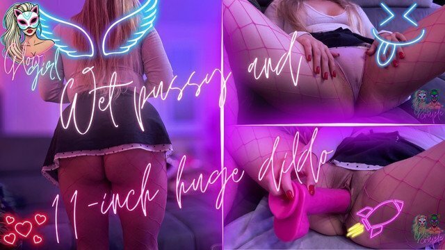 panties STRETCH pussy with four fingers HUGE DILDO