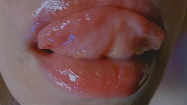 asmr super slurpy lens licking