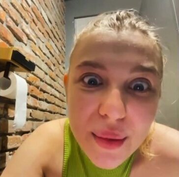 Crazy fucking public