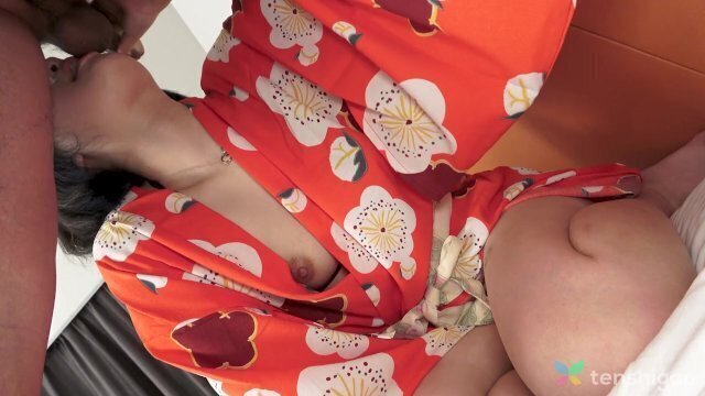 Brunette Japanese girl Hana Kawamura sucking hard cocks before having with guys.