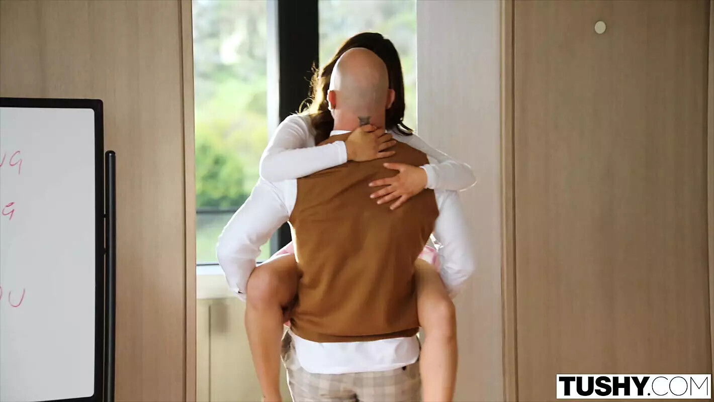 TUSHY Naughty College Girl Isabella Nice Gapes Wide Tutor