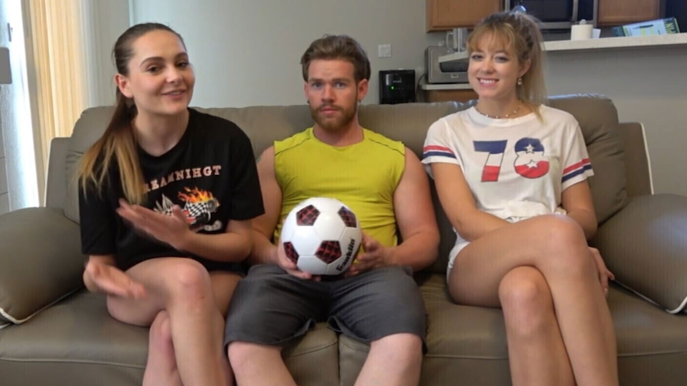 lucky gets both girls suck pool backyard