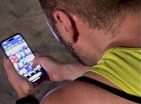 Night Cruising close Axel Hotel Barcelona Grindr HookUp Couple Double Huge Facial Cumshot