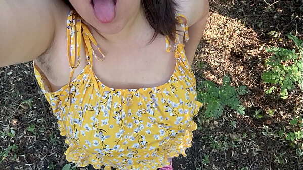 chubby MILf showing hairy pussy masturbate deepth forest outdoor!