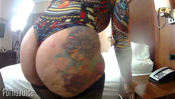 Version Lucky meets Queen Rogue long clip