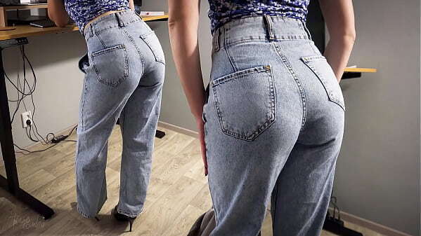 Milf Secretary Weist Jeans Teases Nice Butt